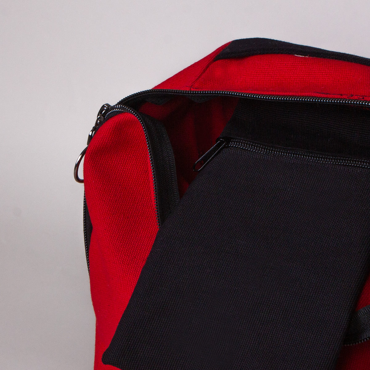 Kanvas Kırmızı Sırt Çantası VİP - istecanta.com