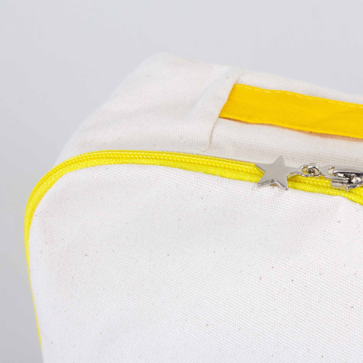 Kanvas Sırt Çantası VİP Sarı - 25x32x10 cm - istecanta.com