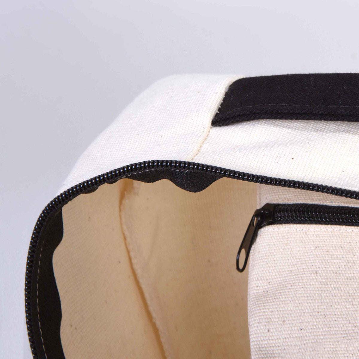 Kanvas Sırt Çantası VIP Siyah - 25x32x10 cm - istecanta.com