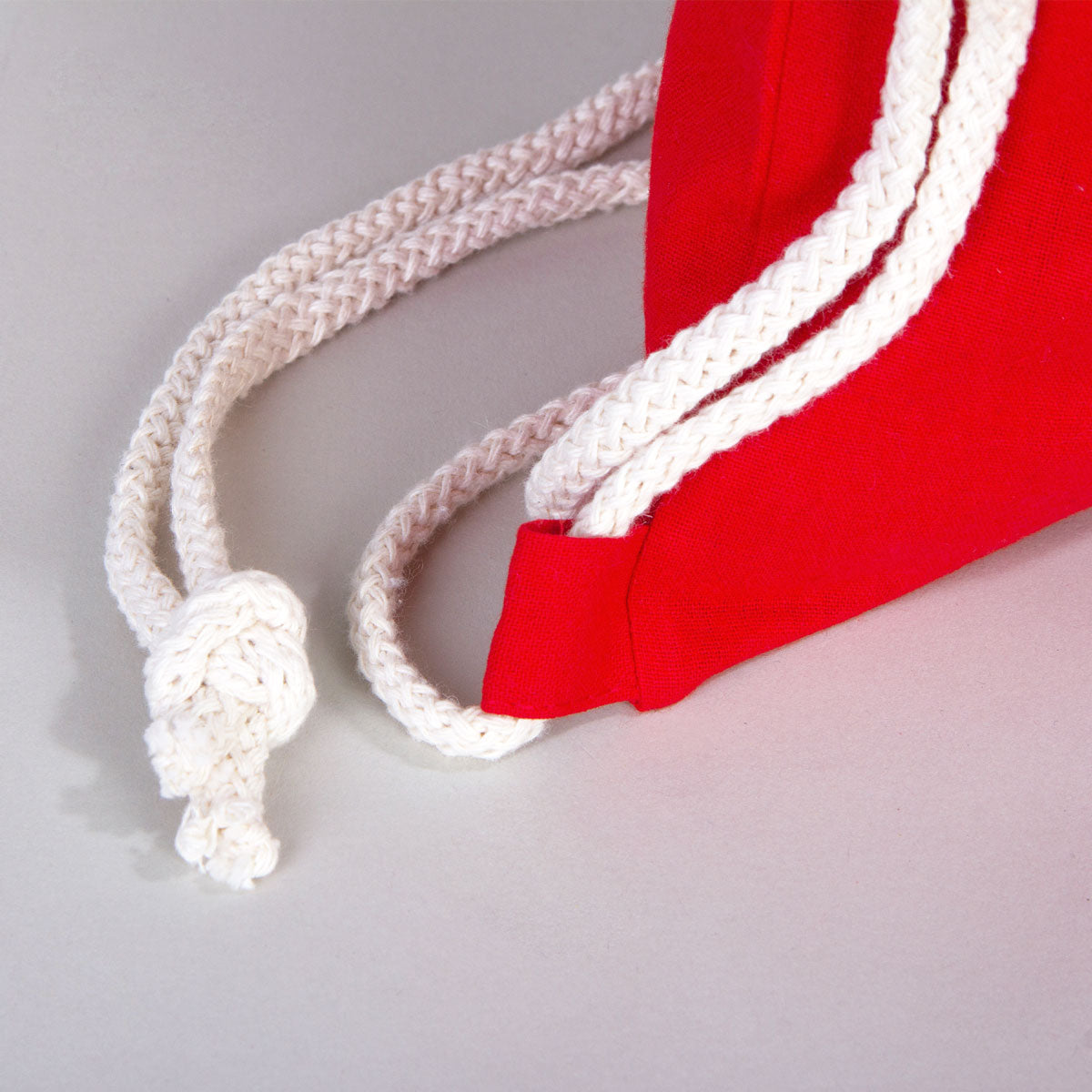 Ham Bez Kırmızı İp Büzgülü Sırt Çanta - 35x40 cm (Küçük Boy) - istecanta.com