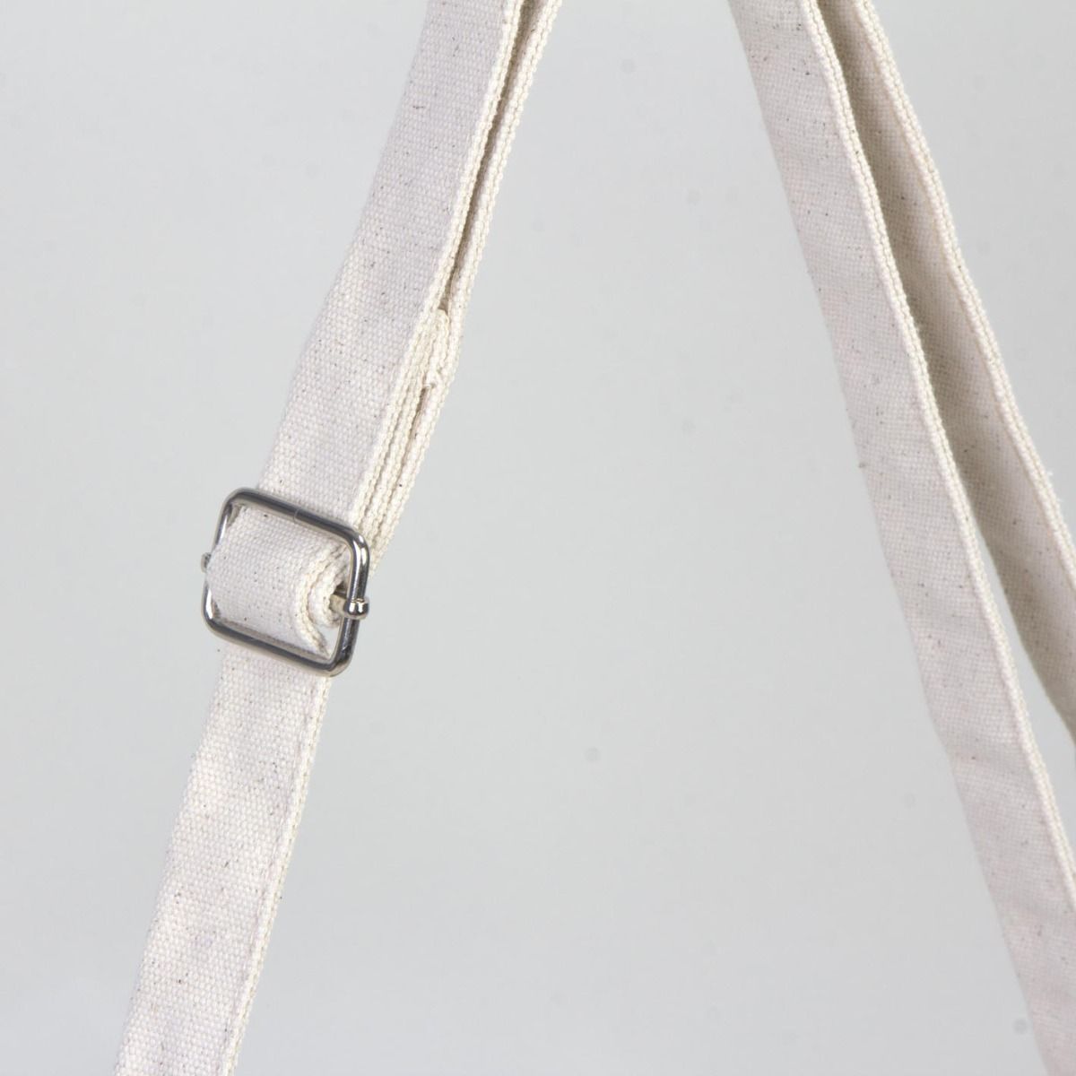 Kanvas Postacı Çantası (Özelleştirilebilir) - istecanta.com