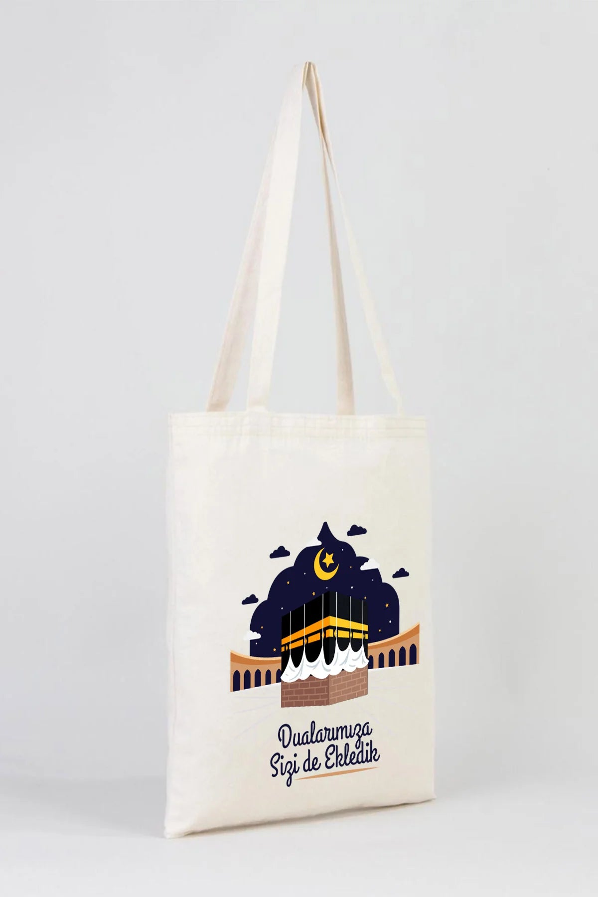35x40 cm Dualarımıza Sizi de Ekledik | Hac ve Umre Hediyelik Ham Bez Çanta - kullanım örneği