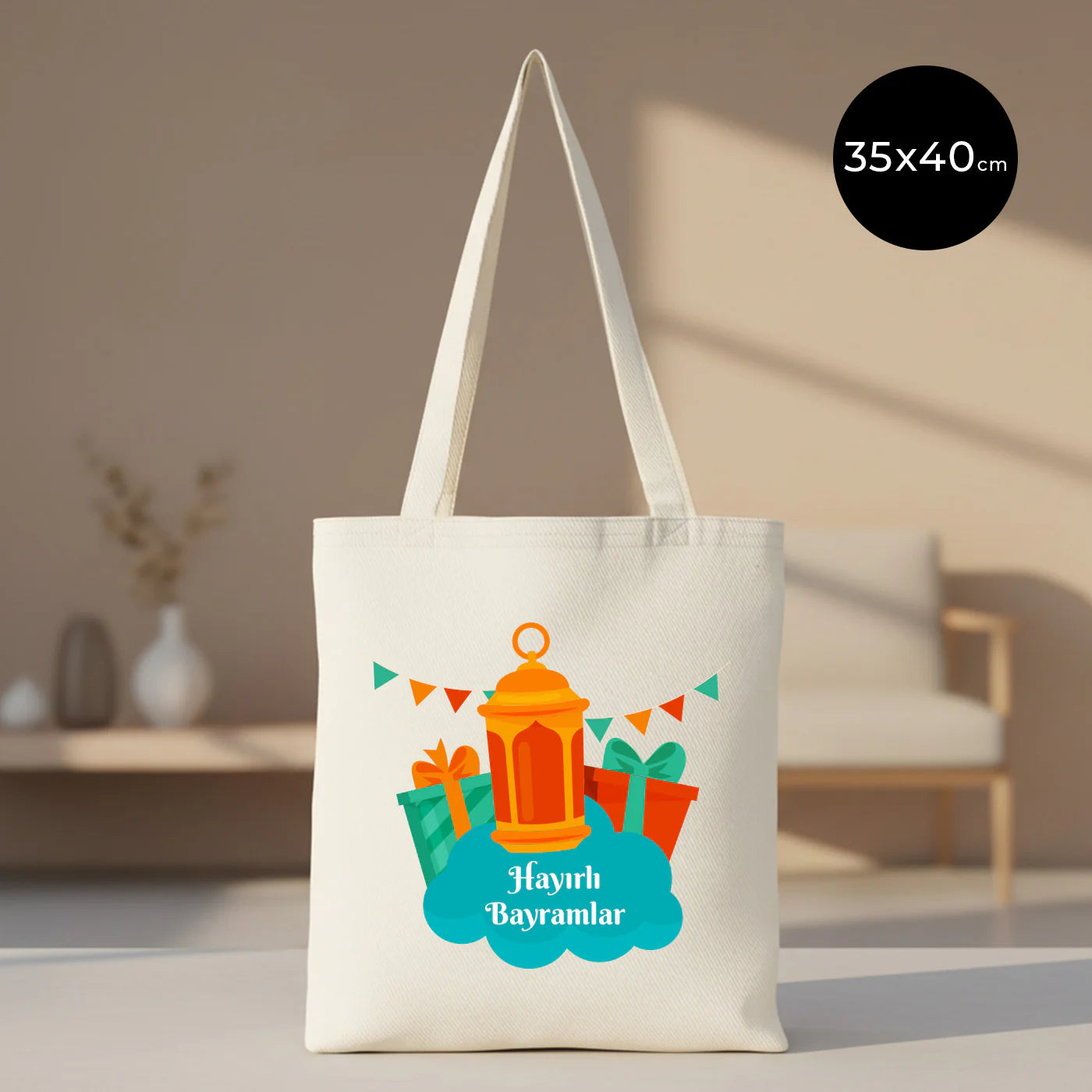 35x40 cm gabardin çanta üzerinde bayram feneri, hediye paketleri ve “Hayırlı Bayramlar” illüstrasyonu