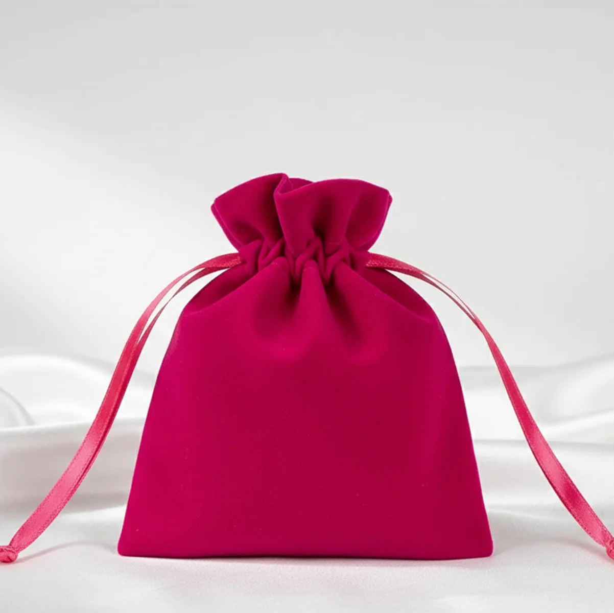 10x13 cm Fuşya Kadife Gül Kese -  Kadınlar Günü Hediyesi