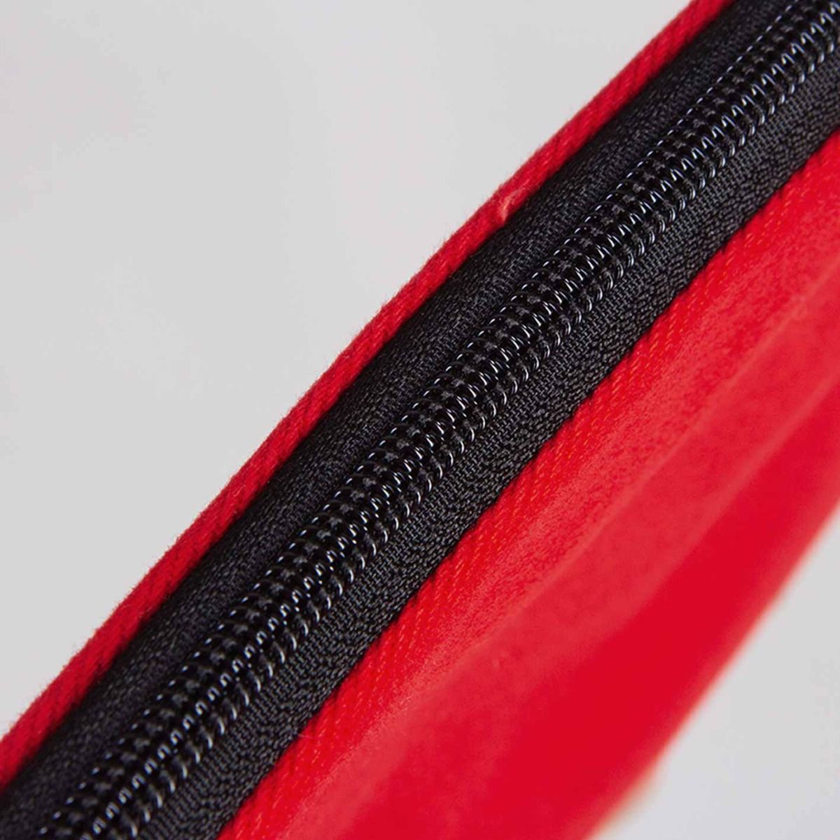 14 Mart Tıp Bayramı Hediyeleri - Clutch Çanta Kırmızı (25x18 cm) Astarlı - istecanta.com