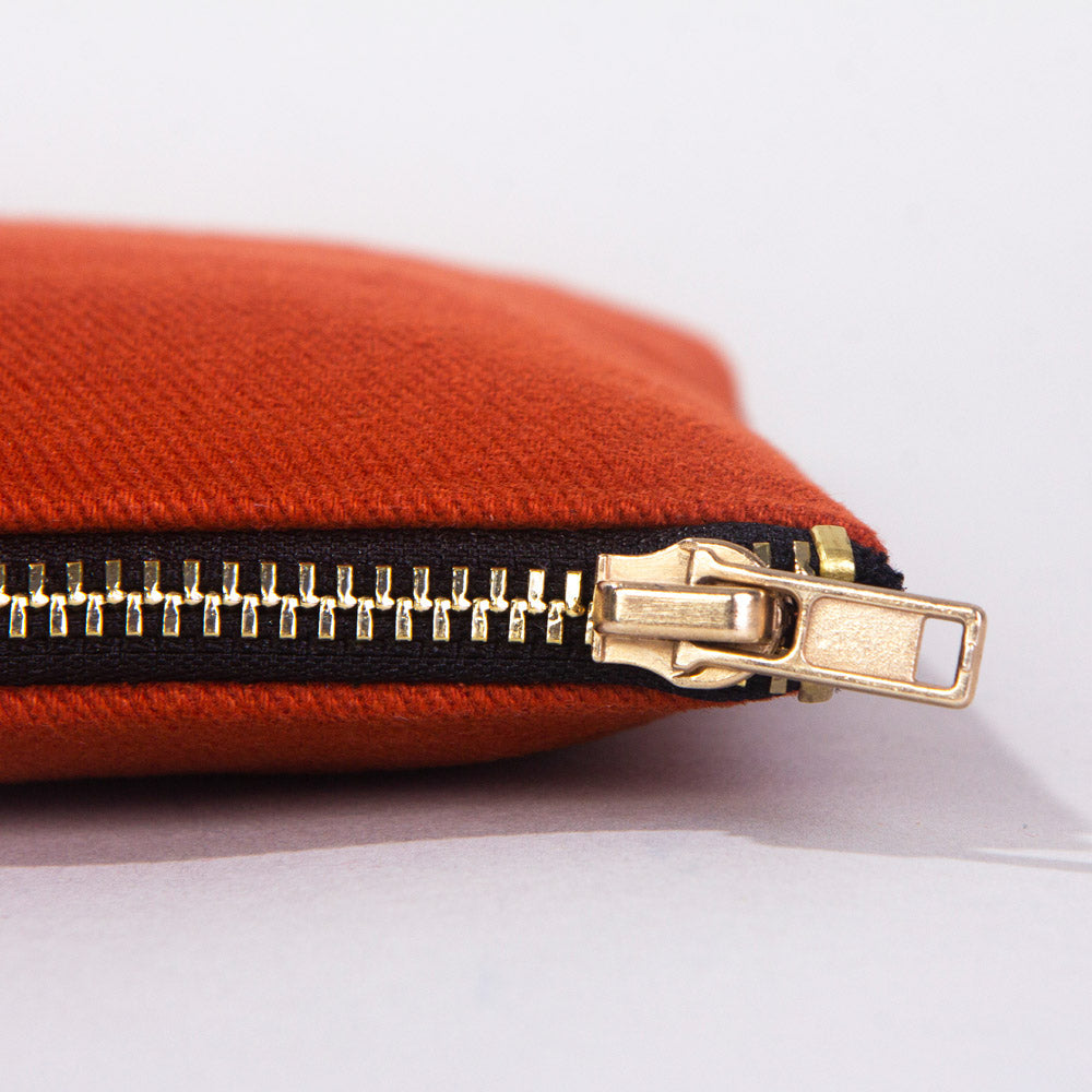 Karne Günü Star Clutch 21×15 Kiremit – Metal Fermuar (Özelleştirilebilir)