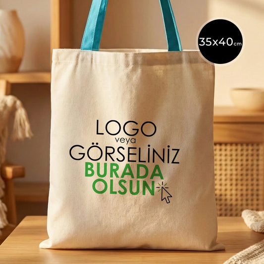 Turkuaz renkli, ham bezden üretilmiş 35x40 cm boyutlarında kullanışlı günlük çanta.
