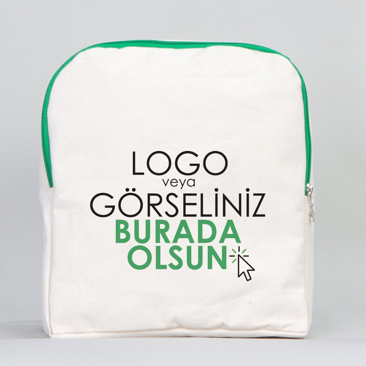 25×32×10 cm doğal renkli kumaştan okul sırt çantası, ön yüzünde karne temalı renkli baskı ve yeşil fermuar detayları bulunan model.